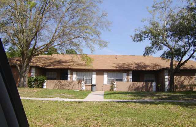 Patio Home, Minutes Away From UCF, Technology Park,  the E/W Expressway photos photos