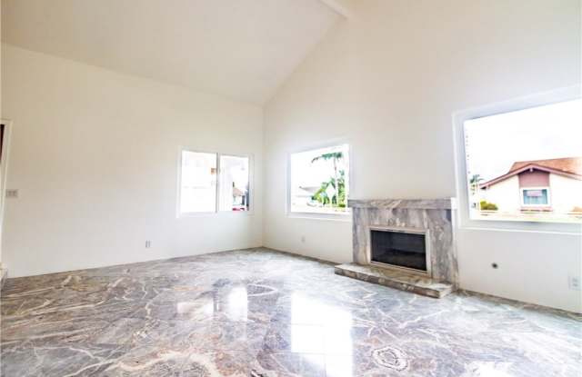 941 Jasmine Circle Gallery 3
