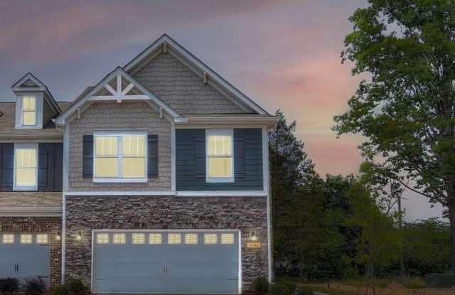 Like New Townhome in Beautiful North Charlotte Community! photos photos
