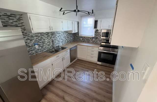 6740 Robbins Avenue photos photos