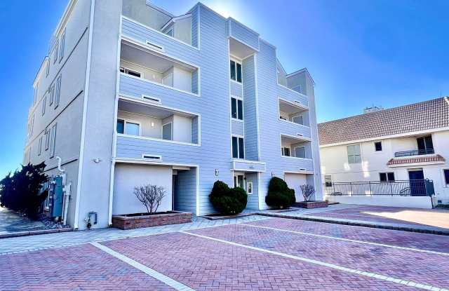 1703 Beach Terrace Gallery 2