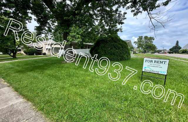 Updated 3 Bed 1 bath Home Gallery 4