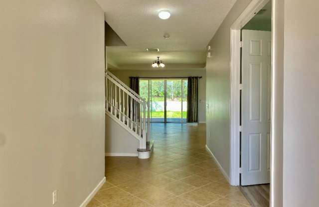 11252 SW Kingslake Circle Gallery 2