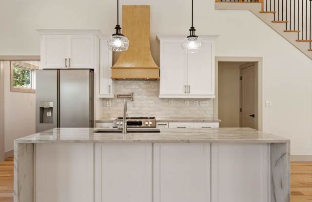396 Pheasant View Gallery 1
