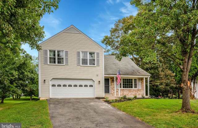 2219 CEDAR MILL Court Gallery 2