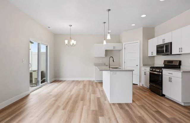 Brand New 3 Bedroom Townhome in Washington photos photos