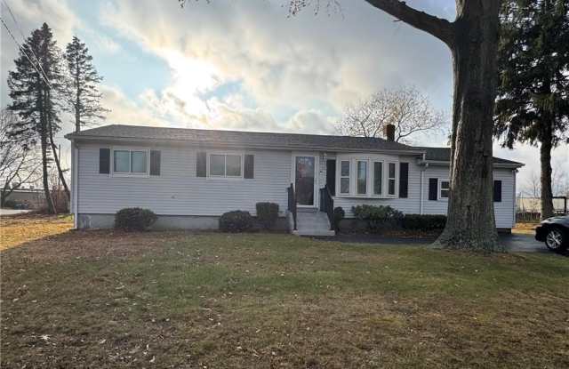 73 Armory Drive - 73 Armory Drive, Warwick, RI 02889