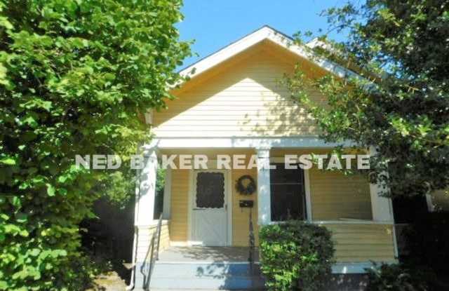 3Bd/1Ba Two Story House - Available to View! photos photos