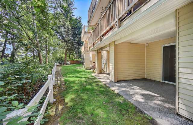 Recently refreshed condo ready for move in! Gallery 4