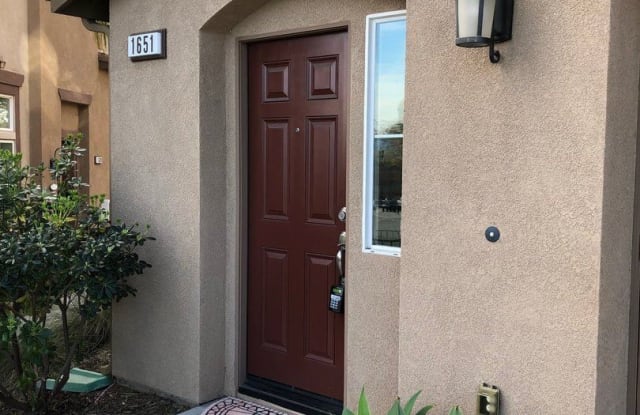 1651 Waterlily Way - 1651 Waterlily Way, Lake San Marcos, CA 92078