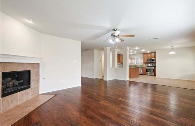 10629 Sexton Drive Gallery 3