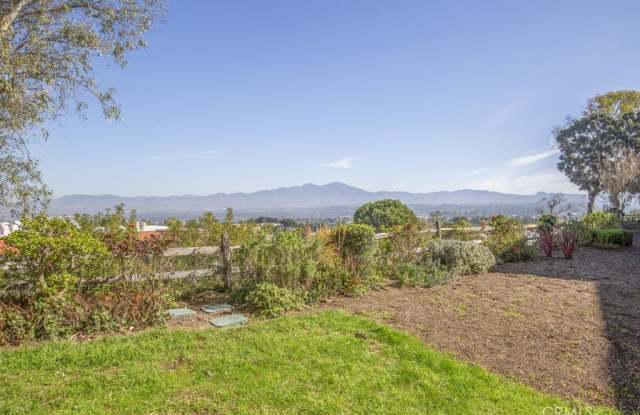 4002 Calle Sonora - 4002 Calle Sonora, Laguna Woods, CA 92637