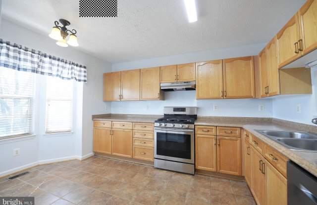 552 DOEFIELD CT Gallery 4