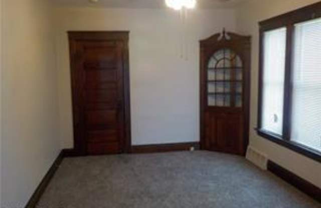 3316 Tampa Ave Gallery 2