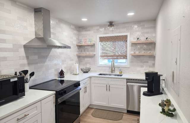 65 Beach Lane B photos photos