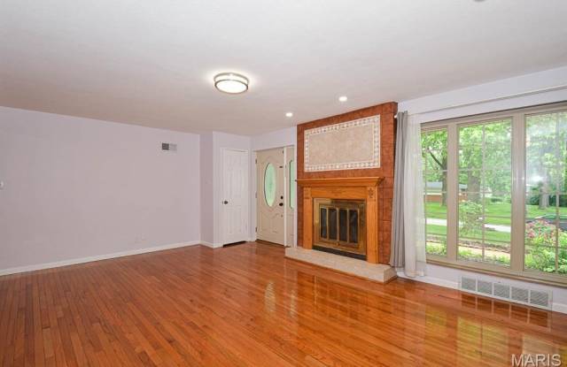 819 Renee Lane Gallery 2