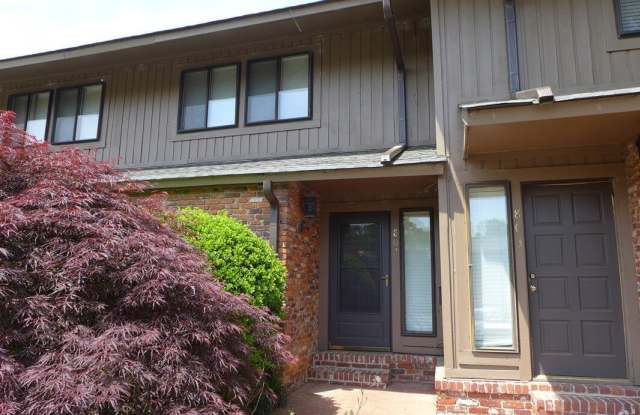 802 Oak Tree Drive photos photos