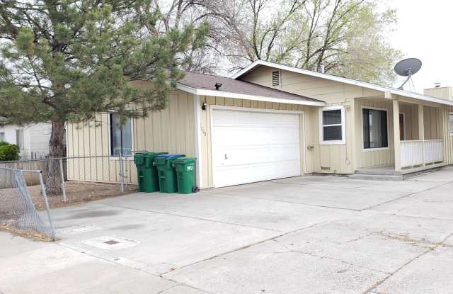 2 bedroom 2 bath with a garage photos photos