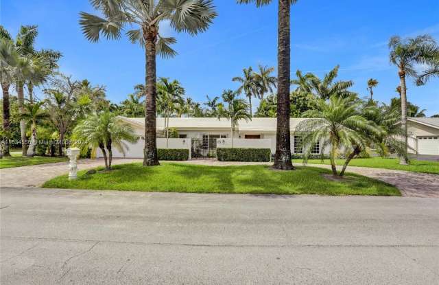 9744 SW 124th Ter Gallery 3