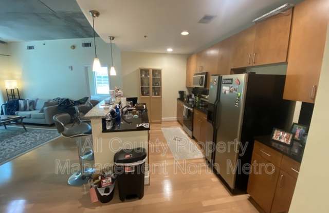950 W Peachtree ST photos photos