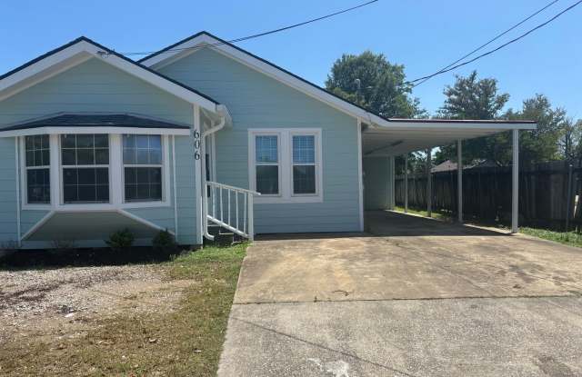 Newly Remodeled 3-Bedroom, 2-Bath Home Near Ryan Street! photos photos