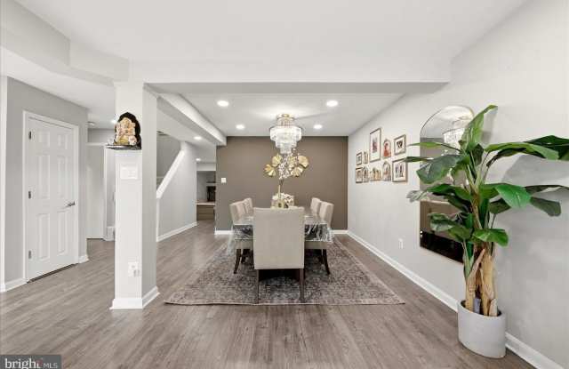 13118 HEARTHSIDE Lane Gallery 3