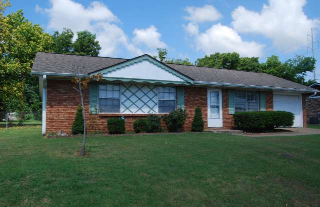 Beautiful 3 Bed, 1.5 Bath Home in the Heart of Fort Smith photos photos
