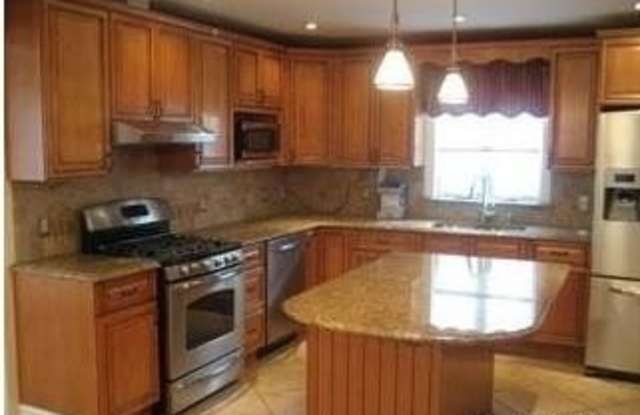 104 Sheridan Avenue photos photos