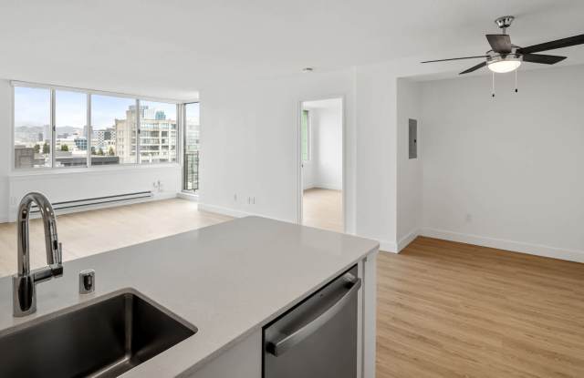 SoMa Square Gallery 2