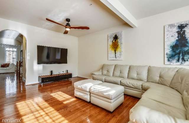 8984 Tawes St Gallery 4