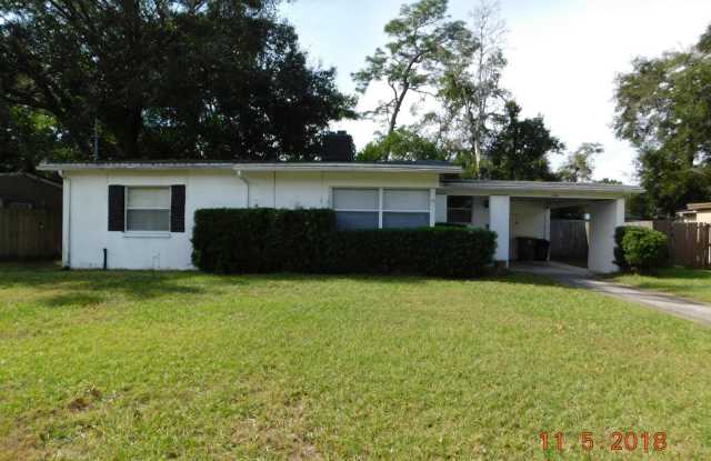 6216 SUWANEE RD - 6216 Suwanee Road, Jacksonville, FL 32217