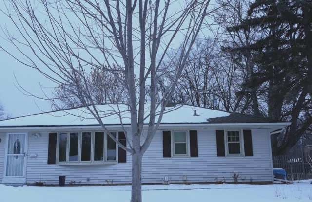 One level living *4Bed*2Bath Single Family Home. Available May 1! photos photos