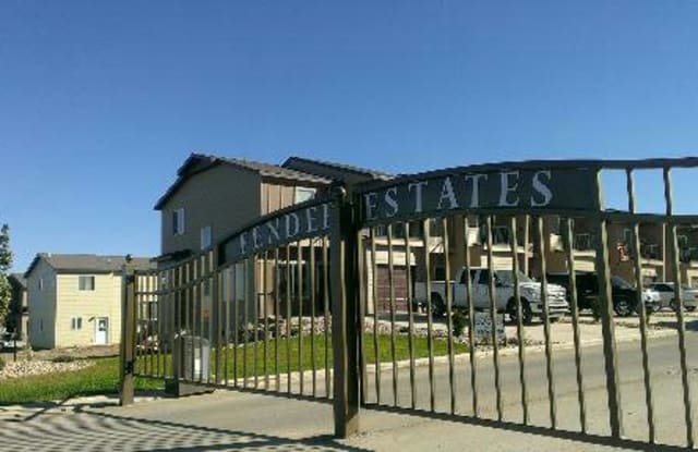 5803 Victoria Ave Unit G - 5803 Victoria Avenue, Williams County, ND 58801