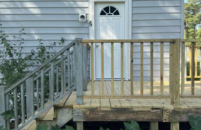 94 Old Lanvale Road Northeast - 2 photos photos 94 Old Lanvale Road Northeast - 2 photos photos