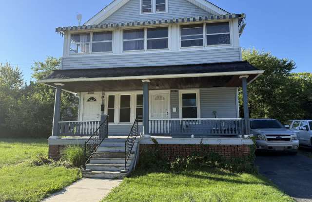 10628 Greenlawn Avenue - 1 Gallery 1