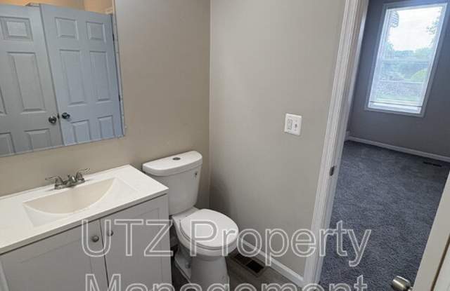 2213 Belair Road Gallery 4