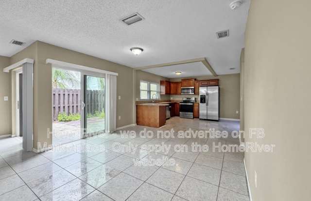 404 Hunter Cir photos photos