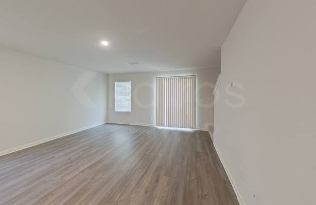 380 Ironwood Court Gallery 3