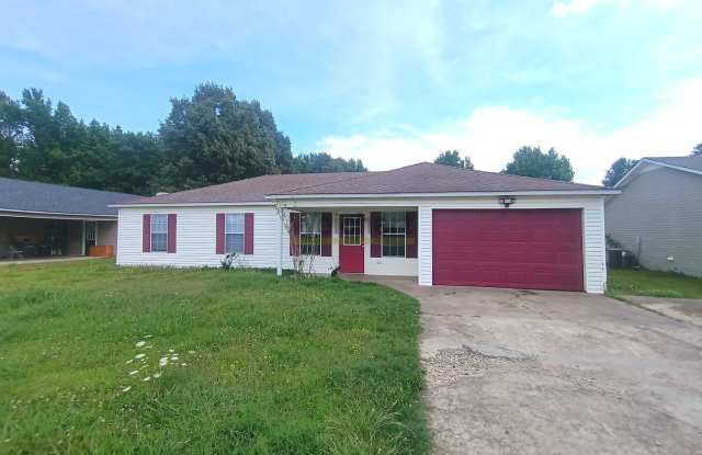 3Bed/2Bath house w/ den & spacious backyard photos photos