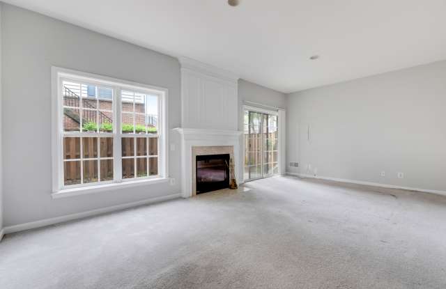 12870 Fair Valley Ct - 12870 Fair Valley Court, Fair Lakes, VA 22033