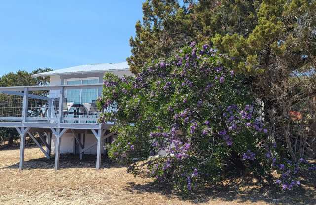 560 MOUNTAIN DR Gallery 3