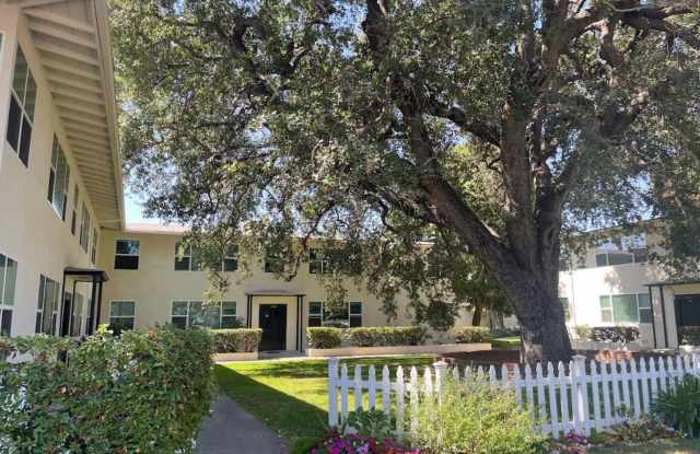 Huntington BWB, LLC photos photos