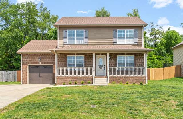 2 Story Home Close to Ft. Campbell photos photos