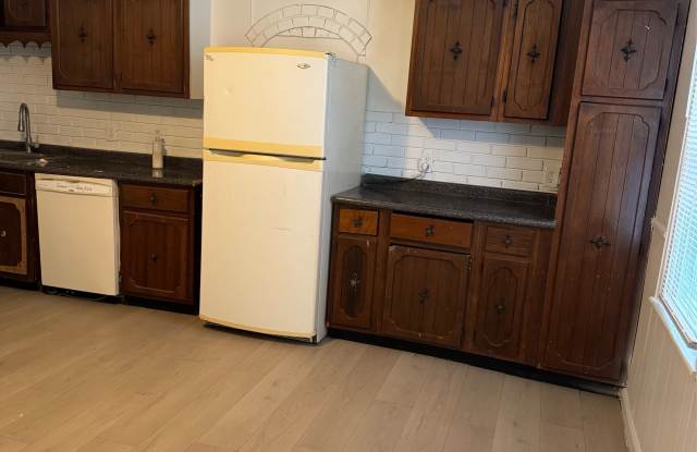 1224 Whitesboro Street - 1 photos photos