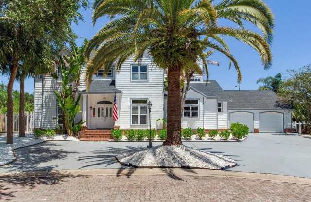 4702 W HERON LANE - 4702 West Heron Lane, Tampa, FL 33629