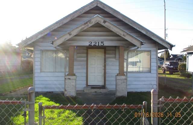 2215 Simpson photos photos