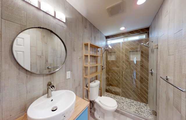 Cozy home by Fort Hood Airfield FULLY REMODELED! photos photos