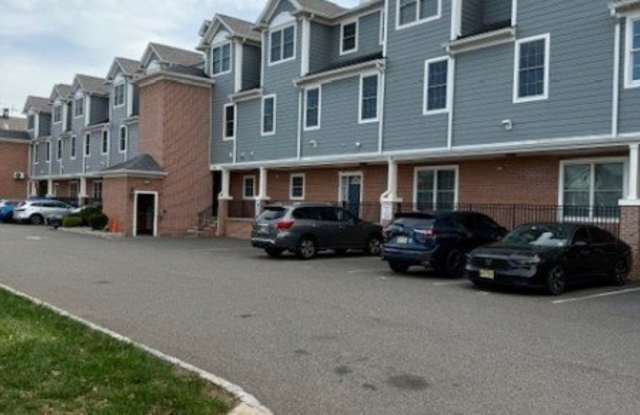 1 Elizabeth St Apt 15 - 1 Elizabeth Street, Raritan, NJ 08869 1 Elizabeth St Apt 15 - 1 Elizabeth Street, Raritan, NJ 08869