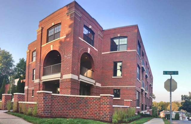 24 N Main Street - 2F Gallery 3