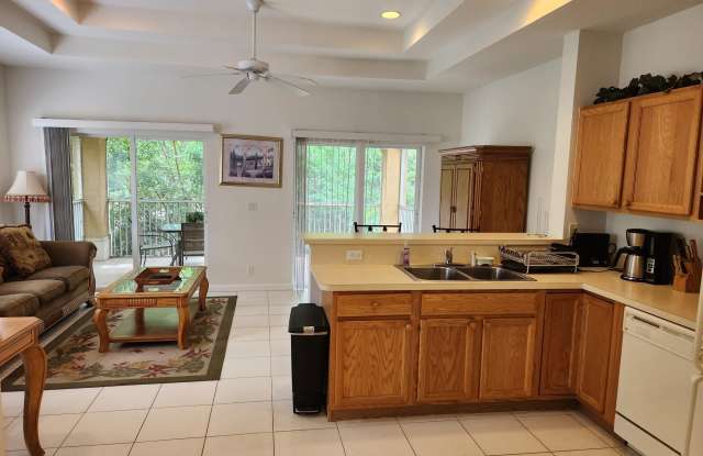 8913 Sandshot Court Gallery 4